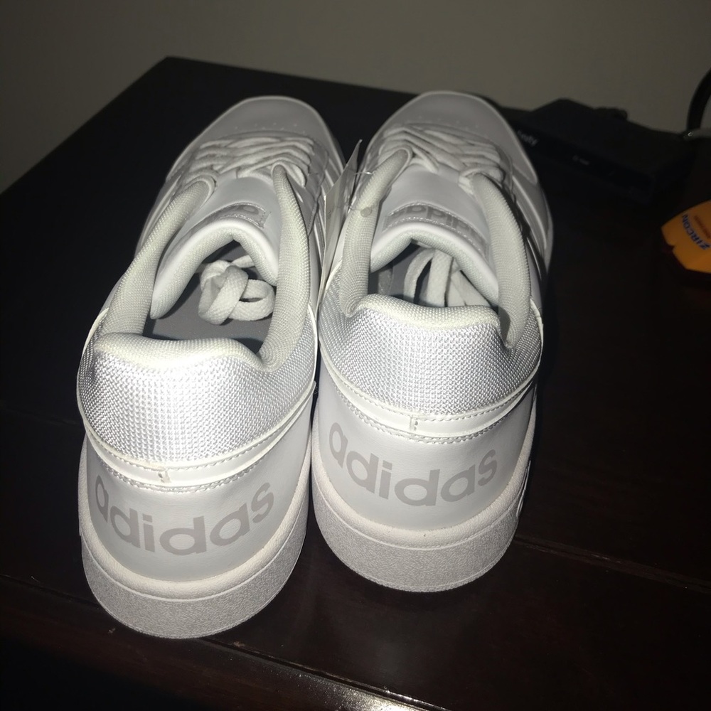 BRAND NEW ADIDAS HOOPS 2.0 size us 16
